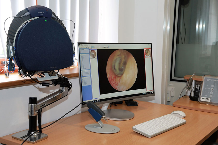High-definition video otoscopy for ear wax removal sutton coldfield